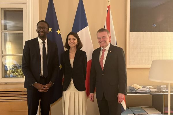 Visite ministérielle à Paris