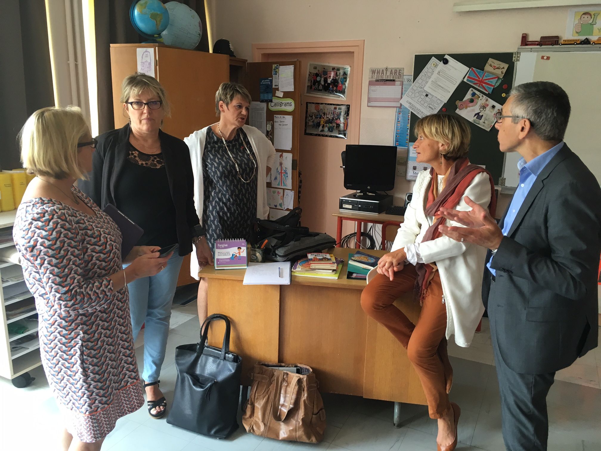 Education officer visiting Bilingual school in Caen