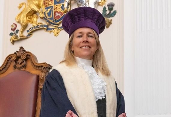 Jessica Rolland, première femme Bailiff de l’histoire !