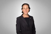 Lindsay de Sausmarez est élue Première ministre de Guernesey